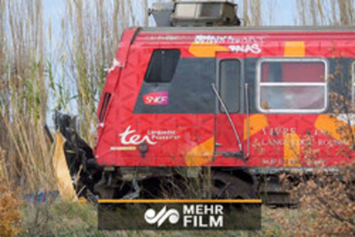 فیلمی وحشتناک از لحظه برخورد قطار با اتوبوس