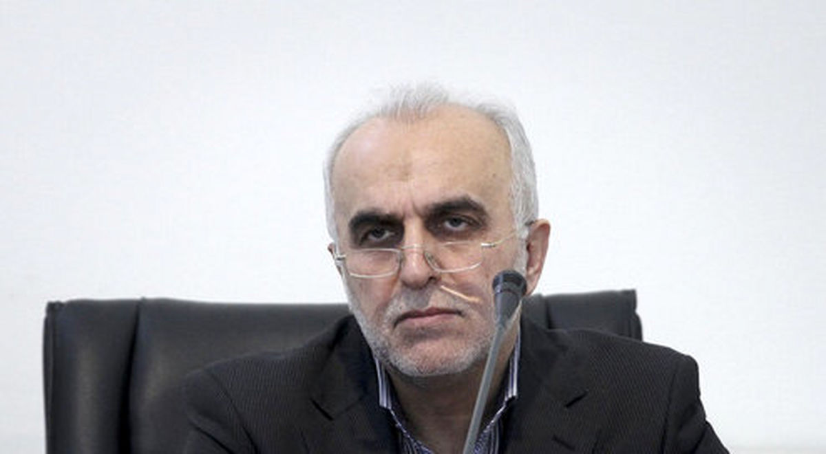 وزیر اقتصاد: نرخ ارز را ۴۰ هزار تومان پیش بینی میکردند