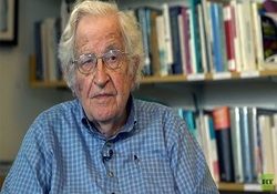 چامسکی: آمریکا از درون در حال فروپاشی است