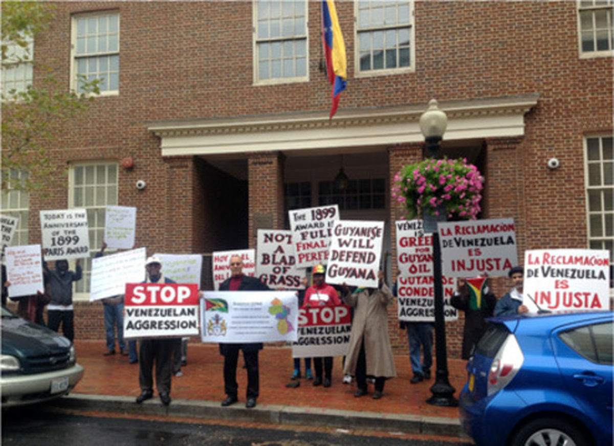 قطع برق سفارت ونزوئلا در واشنگتن توسط دولت ترامپ