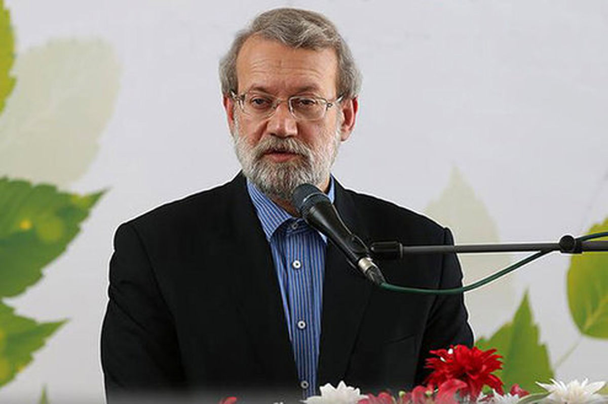 لاریجانی: میتوان با حمایت از تولید بر تحریمهای اقتصادی غلبه کرد