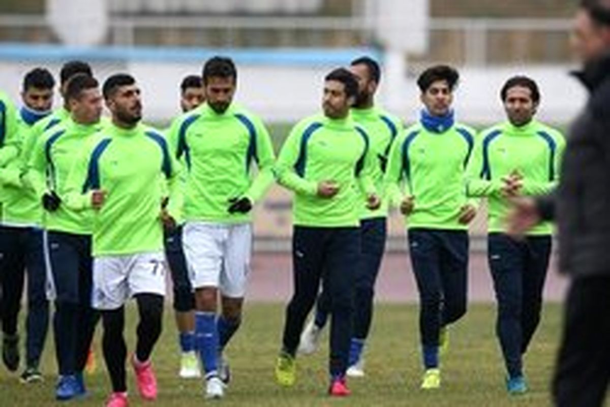 جلسه شفر با افتخاری در تمرین امروز استقلال
