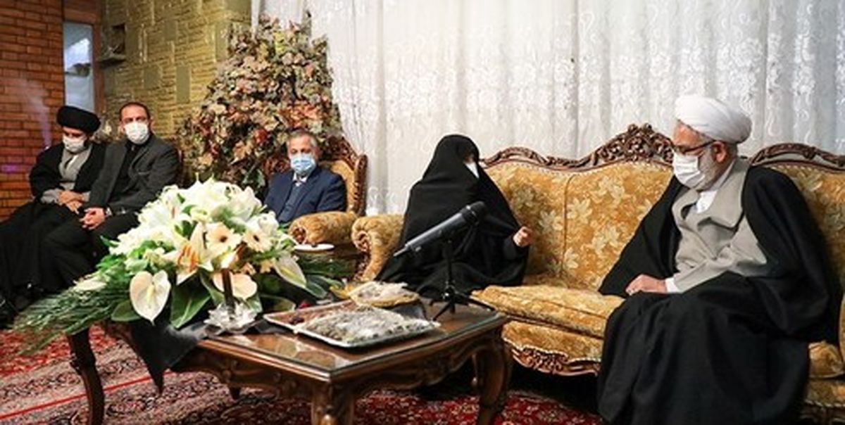 دیدار دادستان کل کشور با خانواده شهید فخری زاده