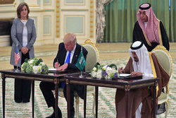 ترامپ بر لزوم مقابله با خطر ایران در منطقه تأکید کرد!