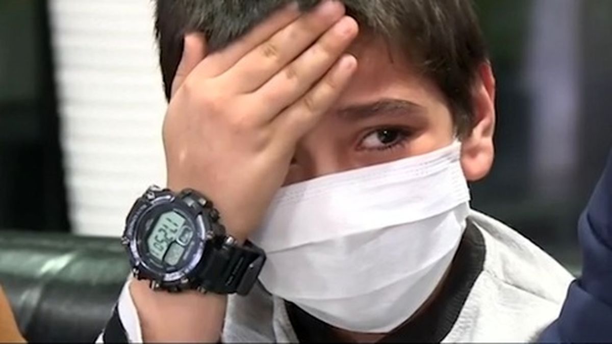 اشک‌های تکان دهنده فرزند یک پرستار +فیلم