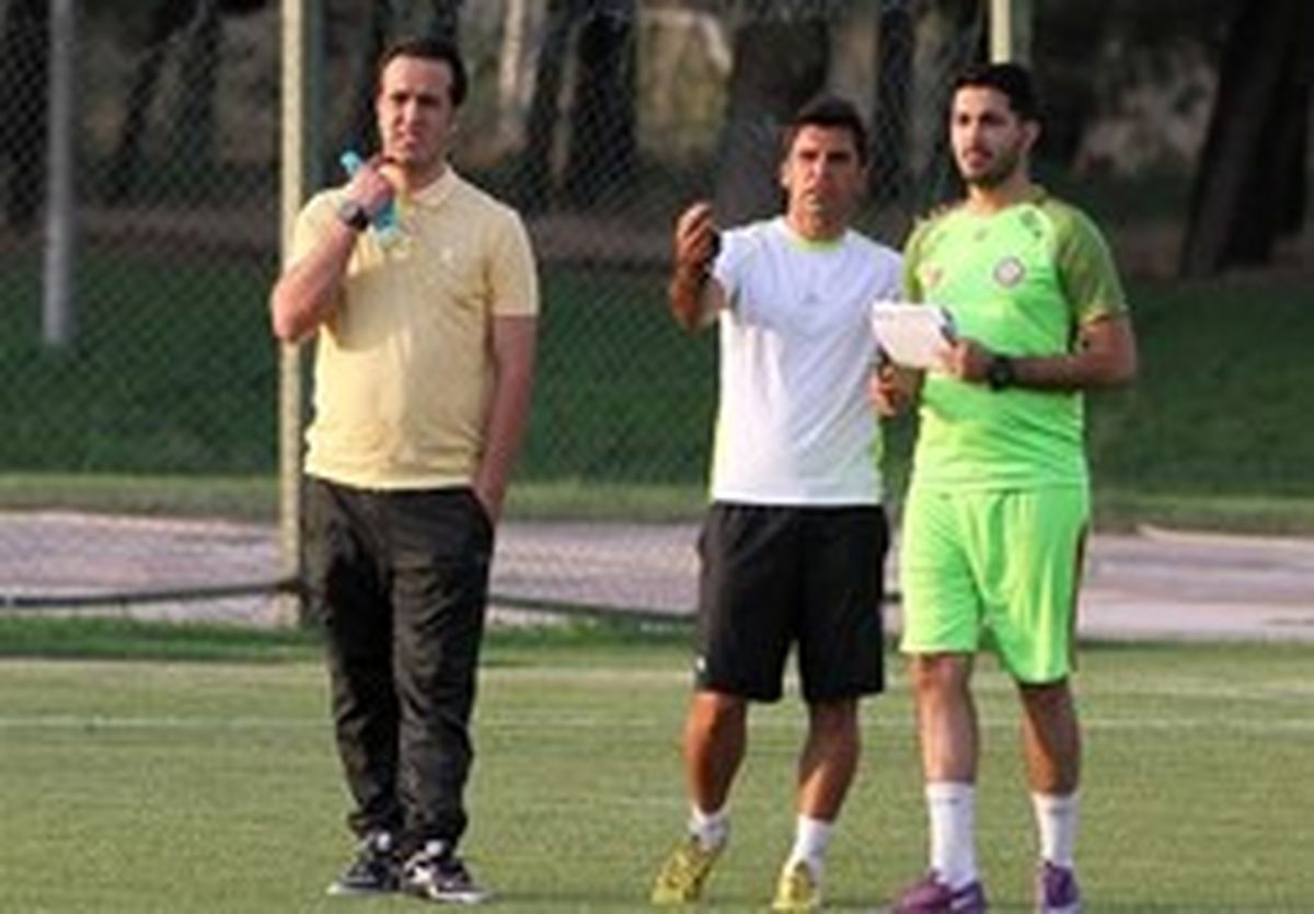 دستیاران علی کریمی هم از نفت شکایت کردند