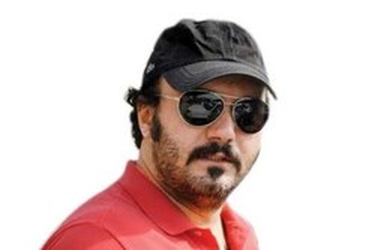 «کامبیز دیرباز» هم رستواران دار شد +عکس