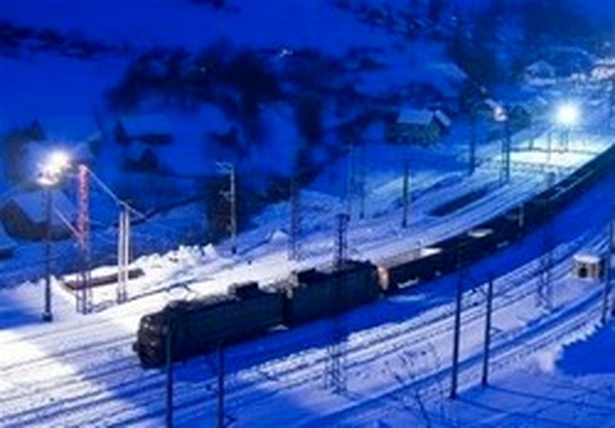 قطار سبز مشهد ـ تهران بالاخره وارد ایستگاه تهران شد