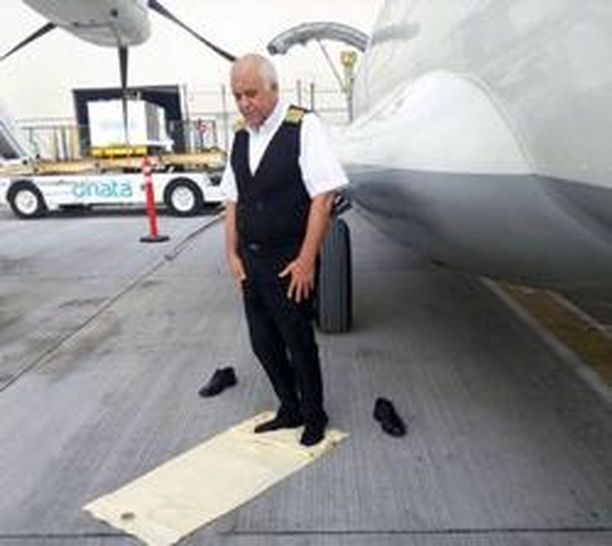 عکسی متفاوت از خلبان هواپیمای حادثه دیده یاسوج