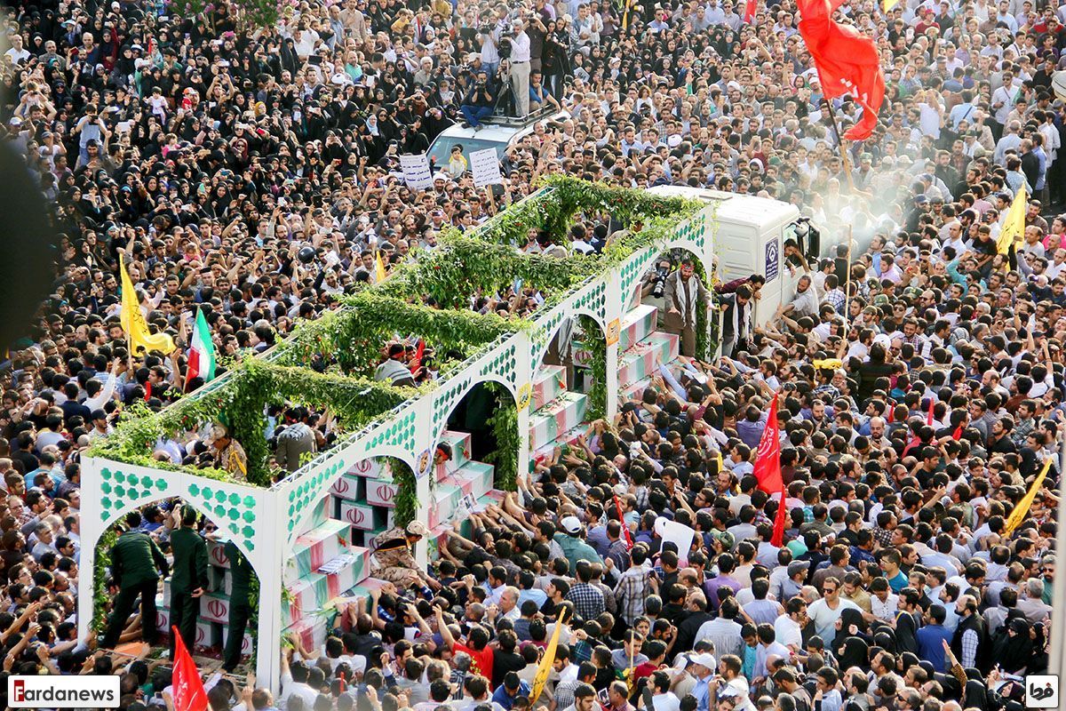 در میان مردم، از بهارستان تا بهشت ...