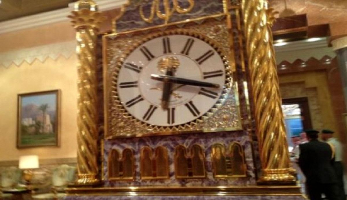 واکنش‌خبرنگارآمریکایی‌به‌ساعت‌دربارسعودی/تصاویر