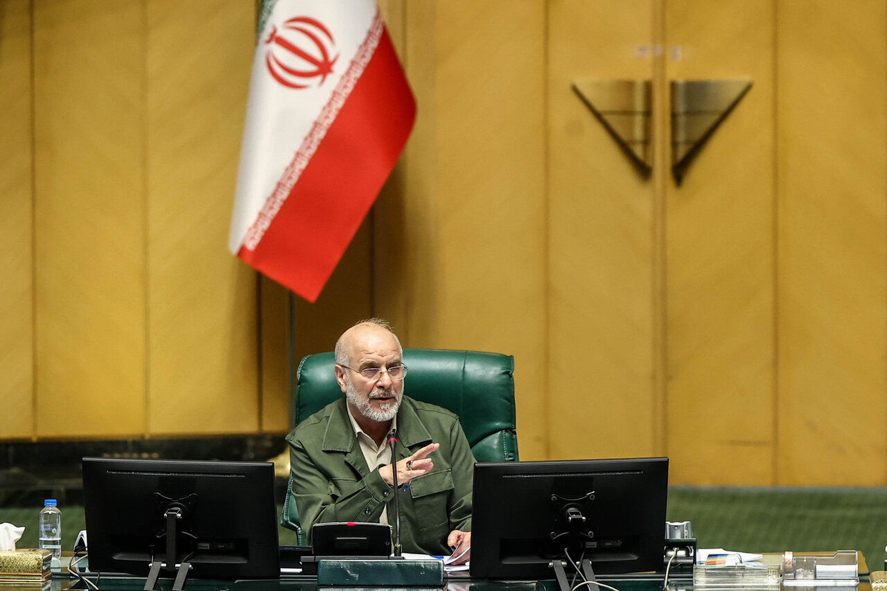 قالیباف: اولویت کمیسیون تلفیق باید حقوق، کالابرگ و معیشت مردم باشد