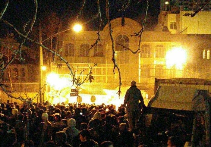 گزارش تصویری: آتش اعتراض در سفارت عربستان
