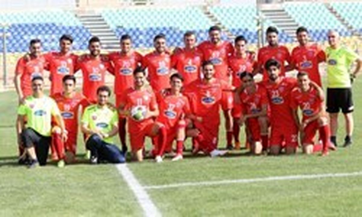 برتری پرسپولیس مقابل لوکوموتیو در نیمه اول