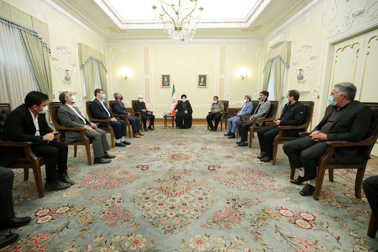 رئیسی: ایلام سهم بزرگی در دفاع از کشور، نظام و انقلاب اسلامی دارد