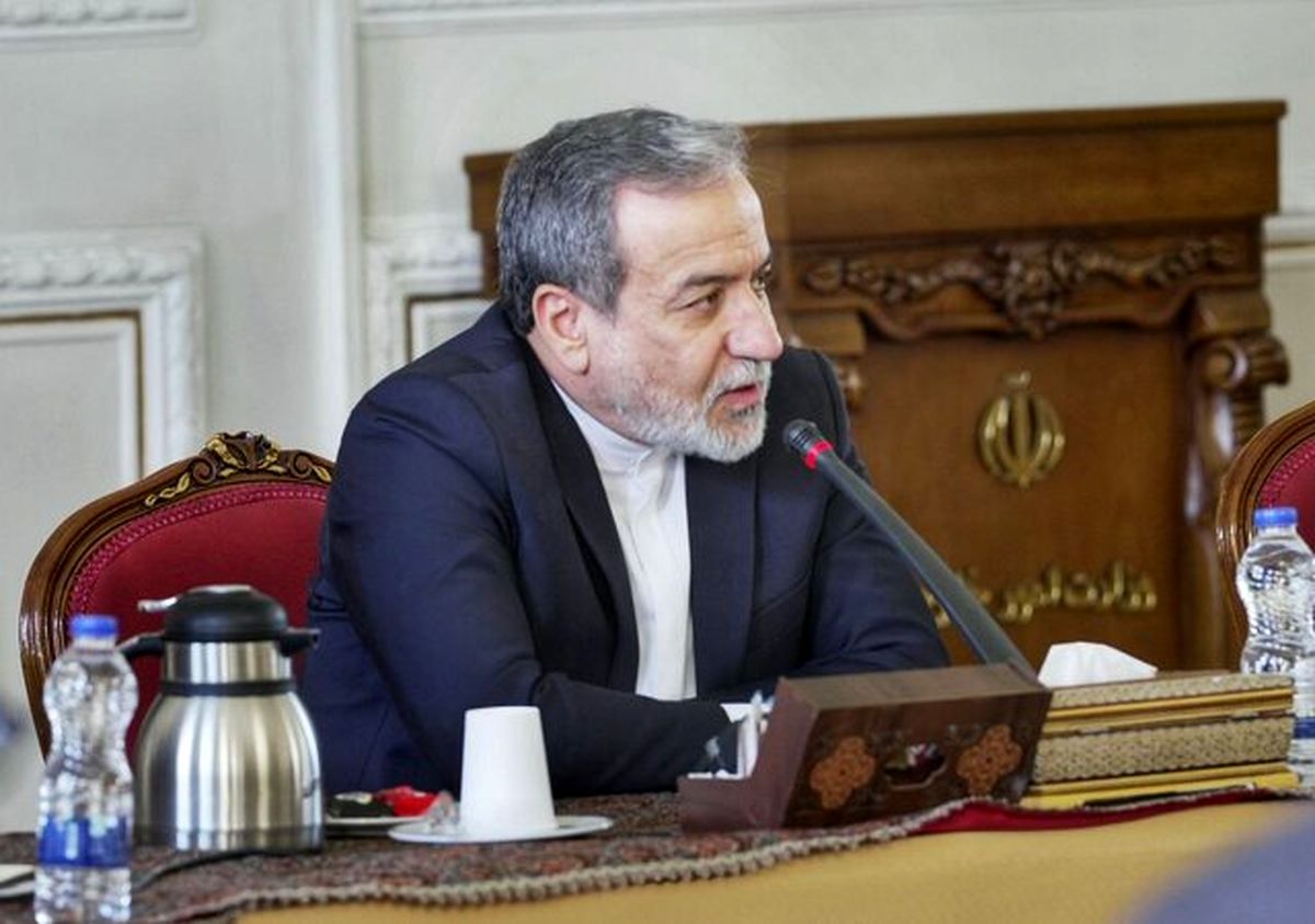 عراقچی: طرف ارمنستانی اطمینان داد که تهدیدی از خاکش متوجه ایران نباشد