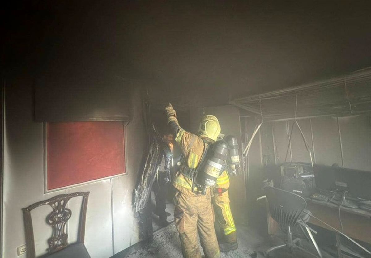 آتش‌سوزی در پاساژ ۳طبقه سبز میدان بازار بزرگ تهران