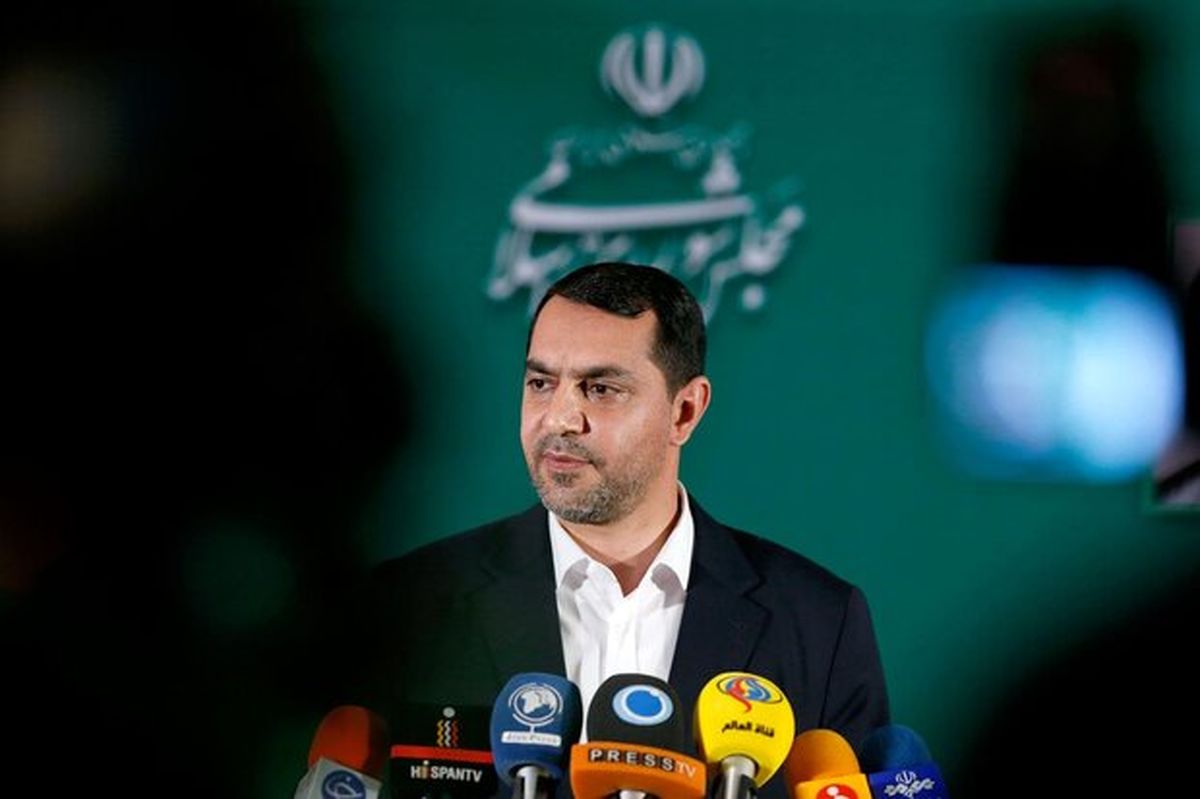 دارو از سبد ارز ترجیحی حذف میشود؟/تدابیر مجلس برای بیمه همه ایرانیان