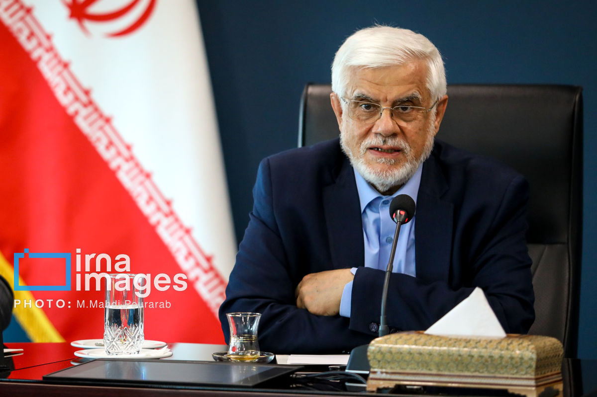 عارف: همگرایی جریانات سیاسی به نفع نظام است