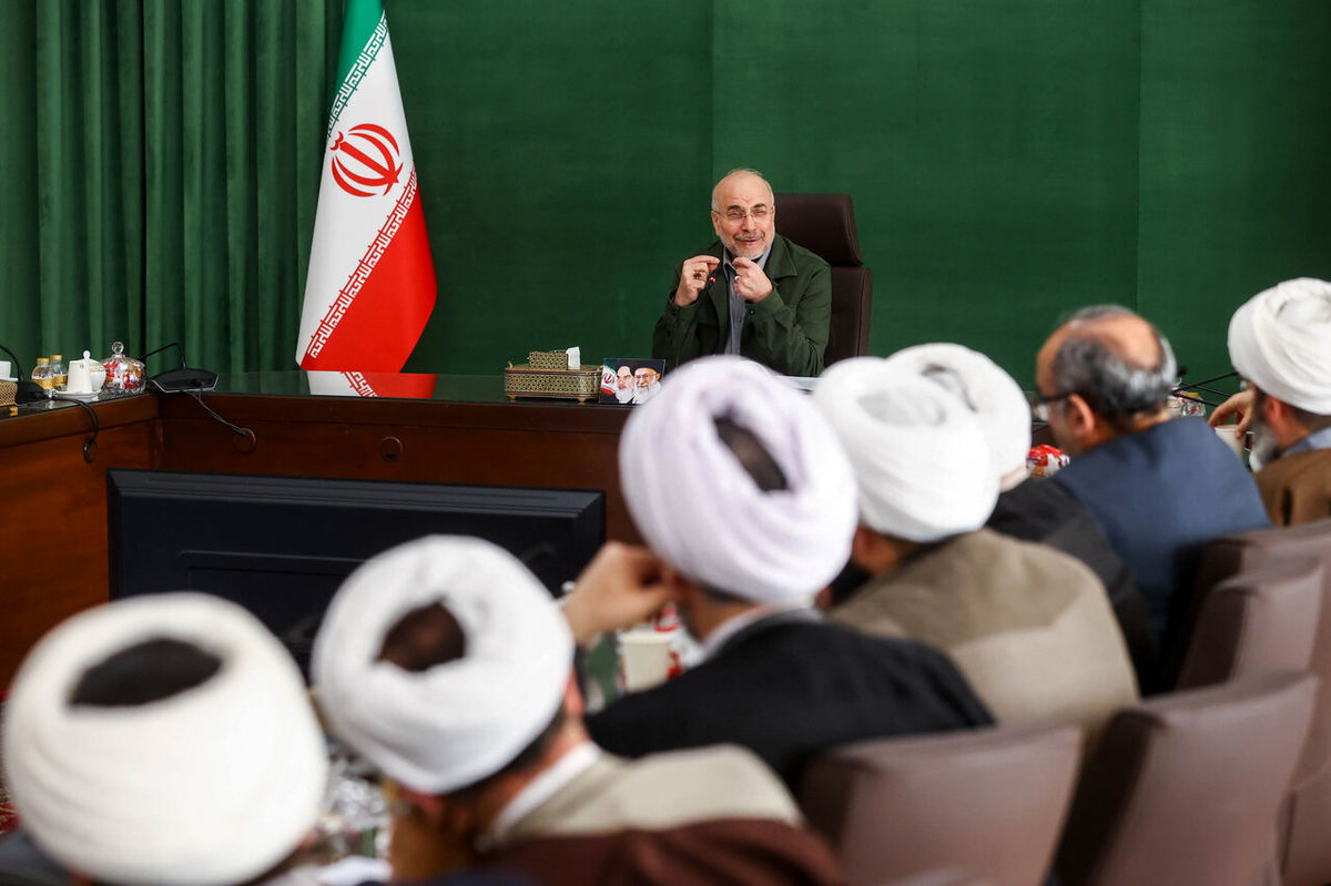 کارآمدی حکمرانی دینی شرط تحقق ایران قوی است/ برای اداره متعالی جامعه حتما باید از یک منظومه کامل دینی استفاده کنیم