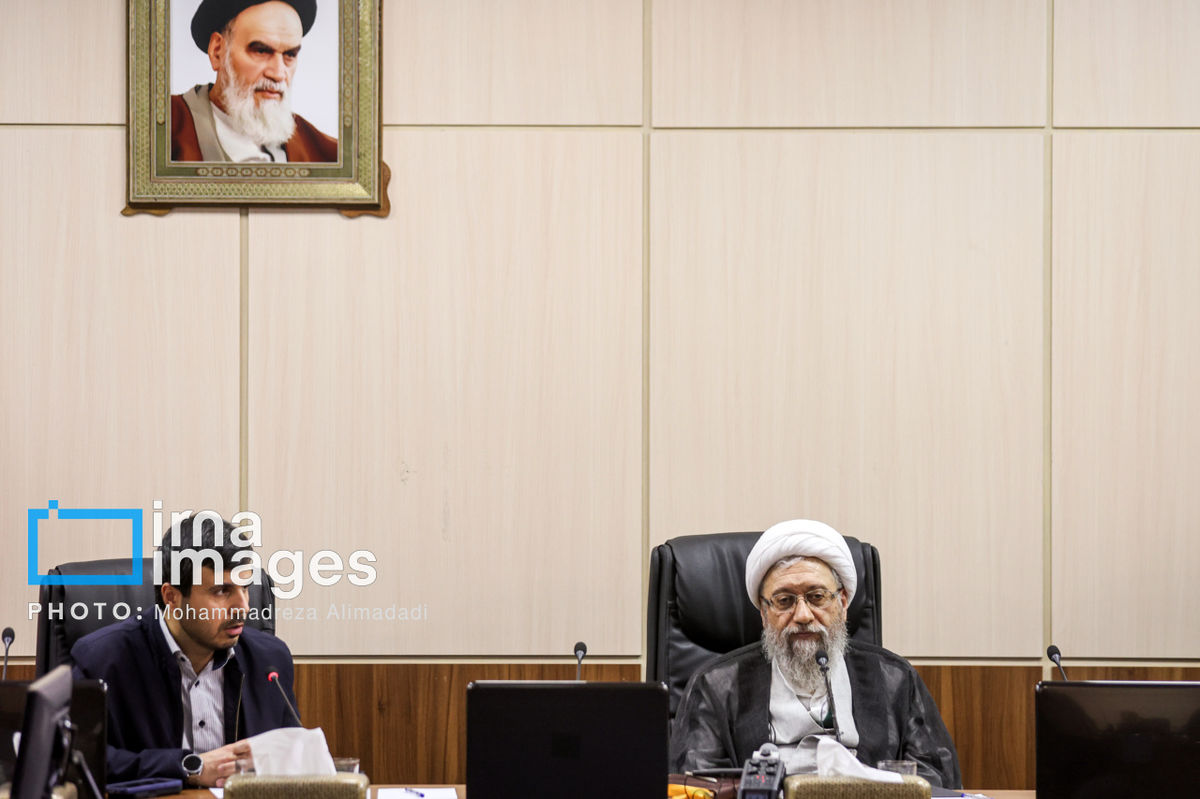 دهنوی: رهبر معظم انقلاب توصیهای درباره لوایح پالرمو و CFT نداشتهاند