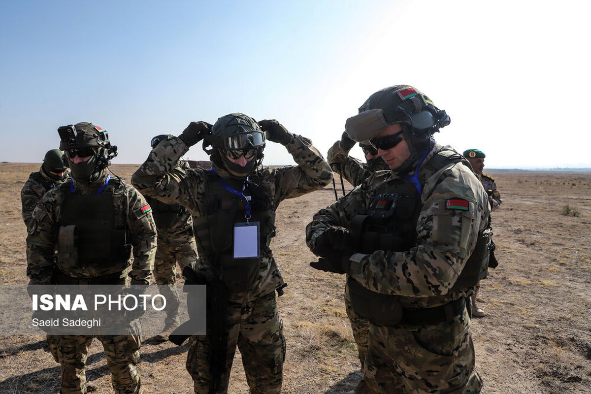 شلیک موشک‌های بالستیک و کروز بُرد بلند در مرحلهٔ دوم رزمایش 