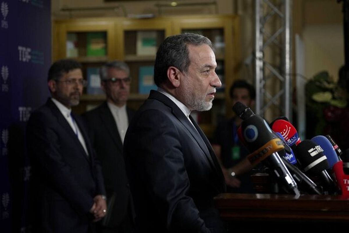 هشدار عراقچی به انگلیس