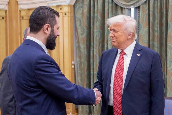 ترامپ دستور لغو تحریمهای سوریه را صادر کرد