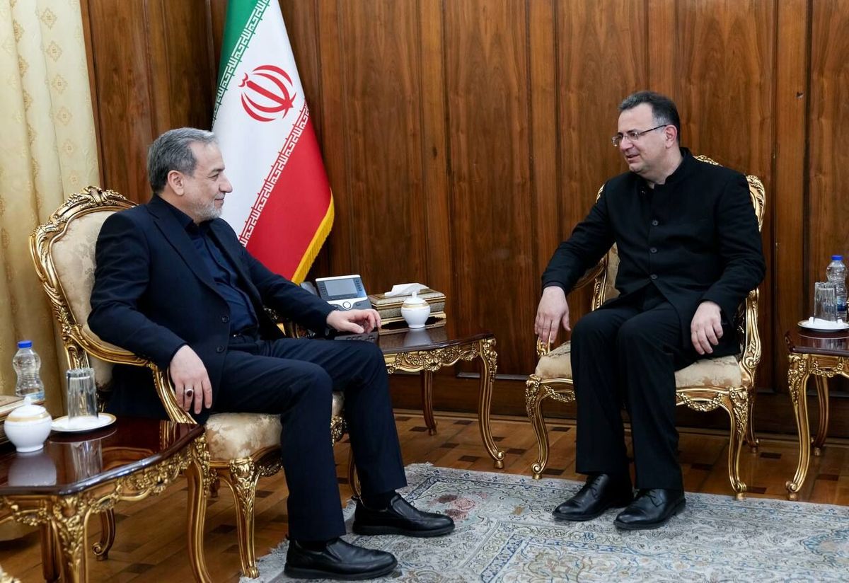 دیدار سفیر ایران در گرجستان با وزیر امور خارجه