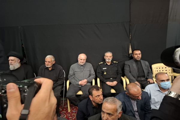 حضور رئیس ستادکل نیروهای مسلح و قالیباف در مراسم چهلمین روز شهادت سرلشکر باقری +عکس