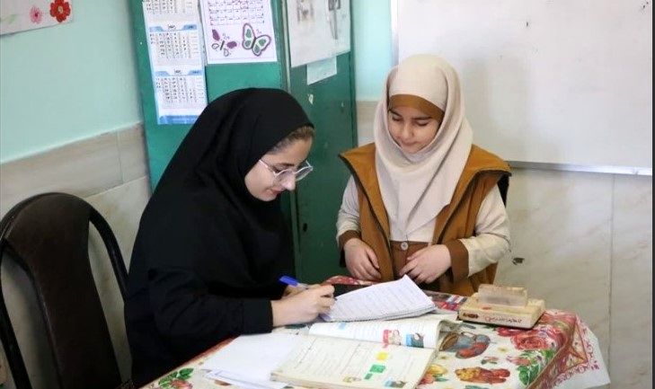 ثبت‌نام وام ویژه معلمان | وام ۶۰ میلیونی با اقساط یک میلیونی