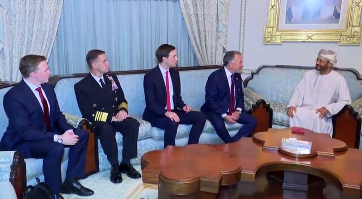 مشارکت فرمانده سنتکام در مذاکرات مسقط چه معنایی دارد؟