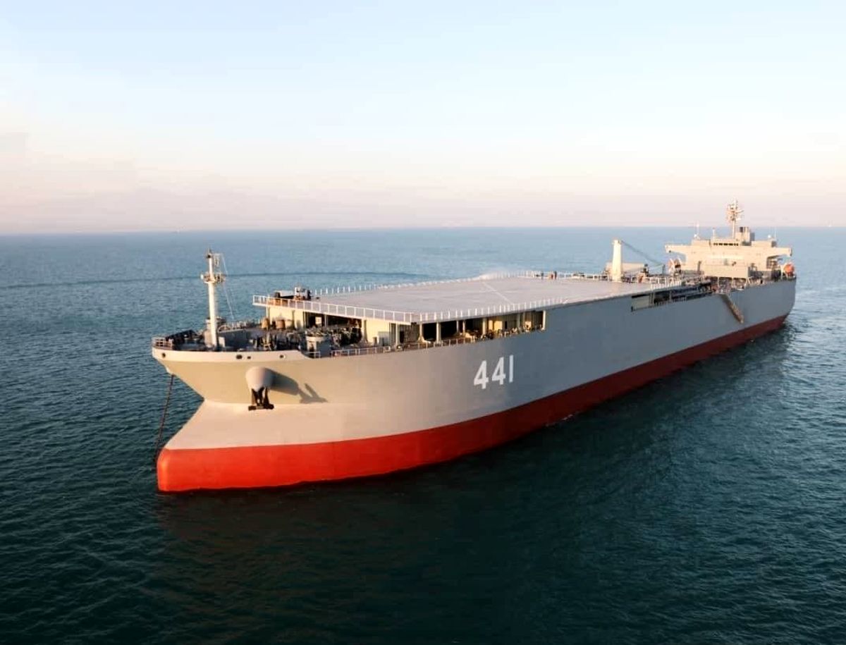 خبر امیر فخری از تهیه نقشه دریایی ناوگروههای نداجا