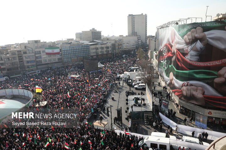 کارشناس اسرائیلی: نظام ایران بر همه امور کنترل دارد