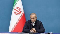 دعوت پزشکیان از مردم برای حضور پرشور در راهپیمایی ۲۲ بهمن