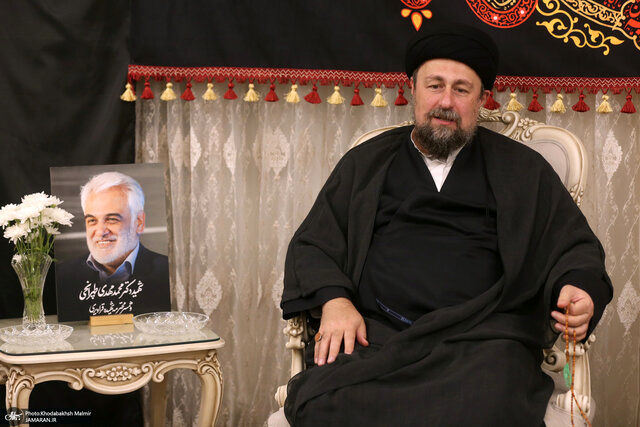 حضور سید حسن خمینی در منزل شهید طهرانچی