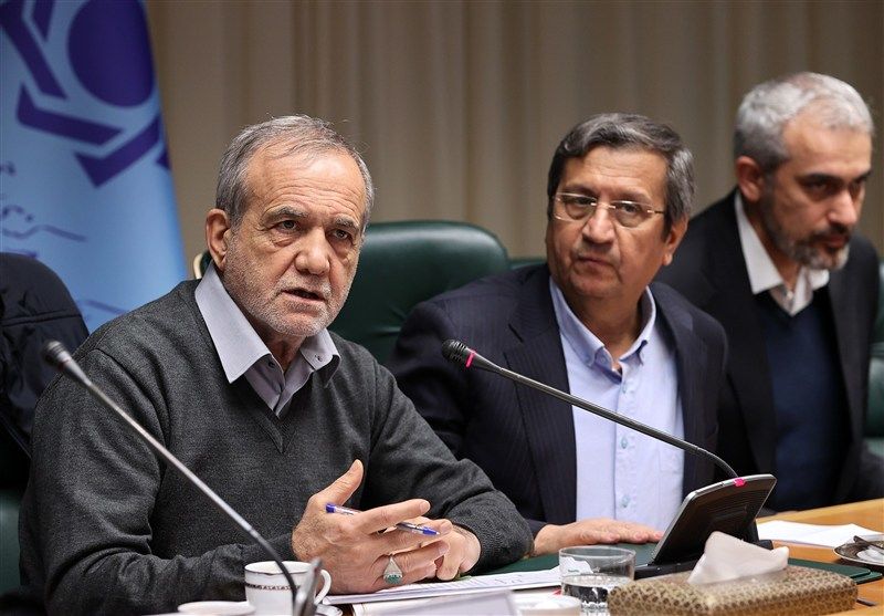 همتی: روال بازار ارز تجاری طبیعی است