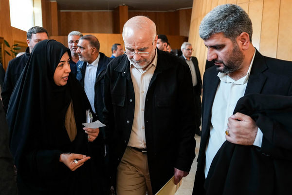 تصاویر: جلسه کمیسیون تلفیق لایحه بودجه ۱۴۰۵ با حضور قالیباف