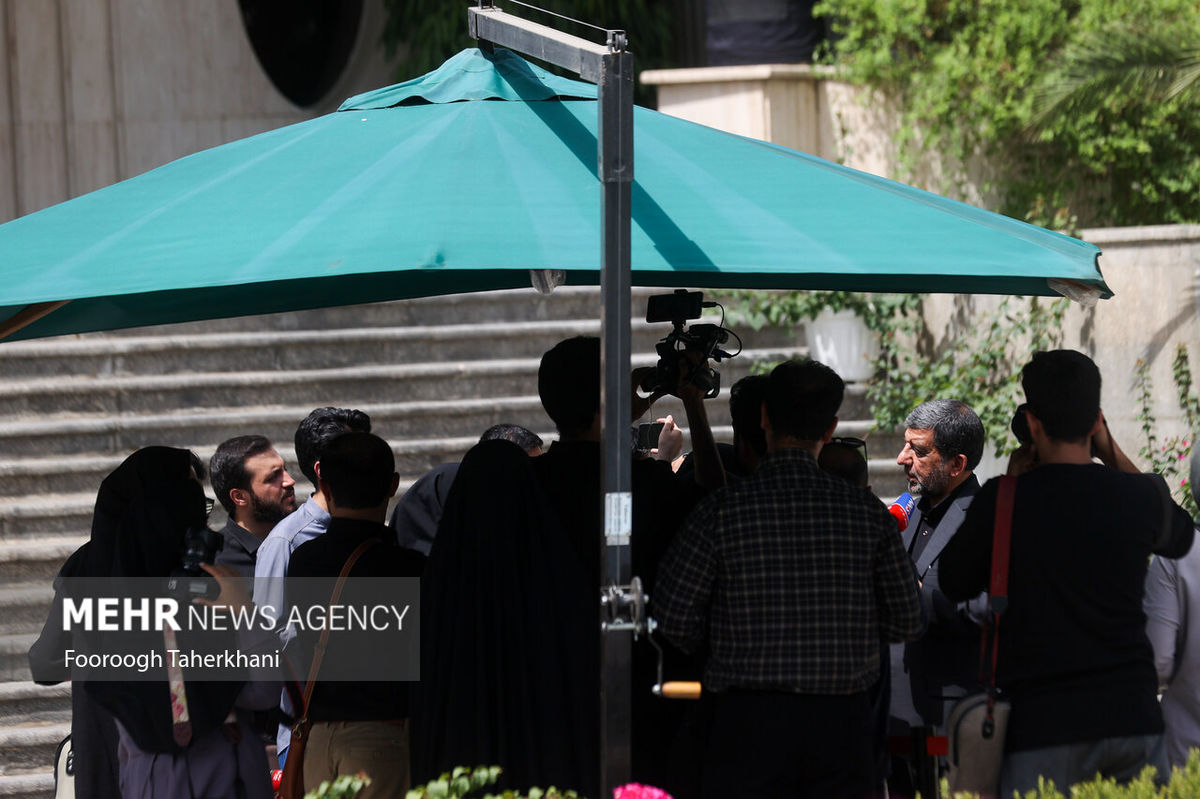 امروز در حیاط دولت چه گذشت/ از حفظ حریم خصوصی تا ارزانی مسکن و خودرو