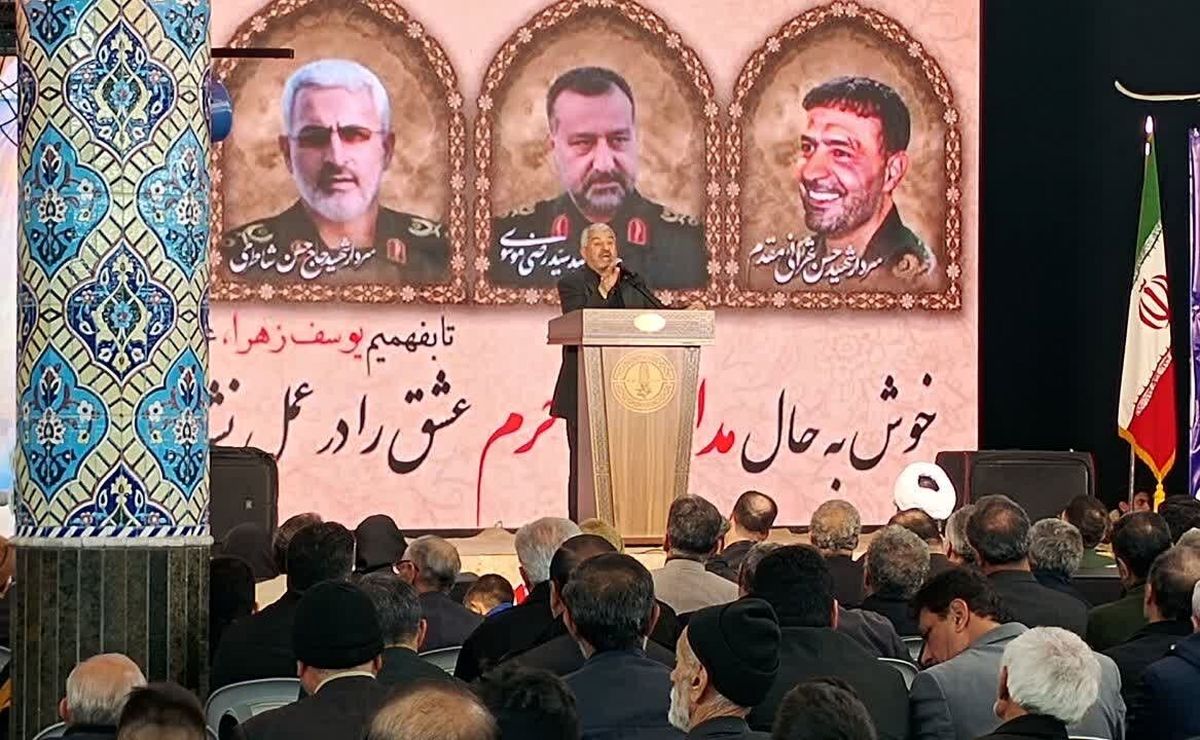 سرلشکر جعفری:دشمن قادر به توقف دانش هسته‌ای ایران نیست