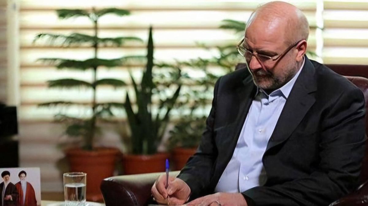 پیام تسلیت رییس مجلس در پی درگذشت احمد توکلی