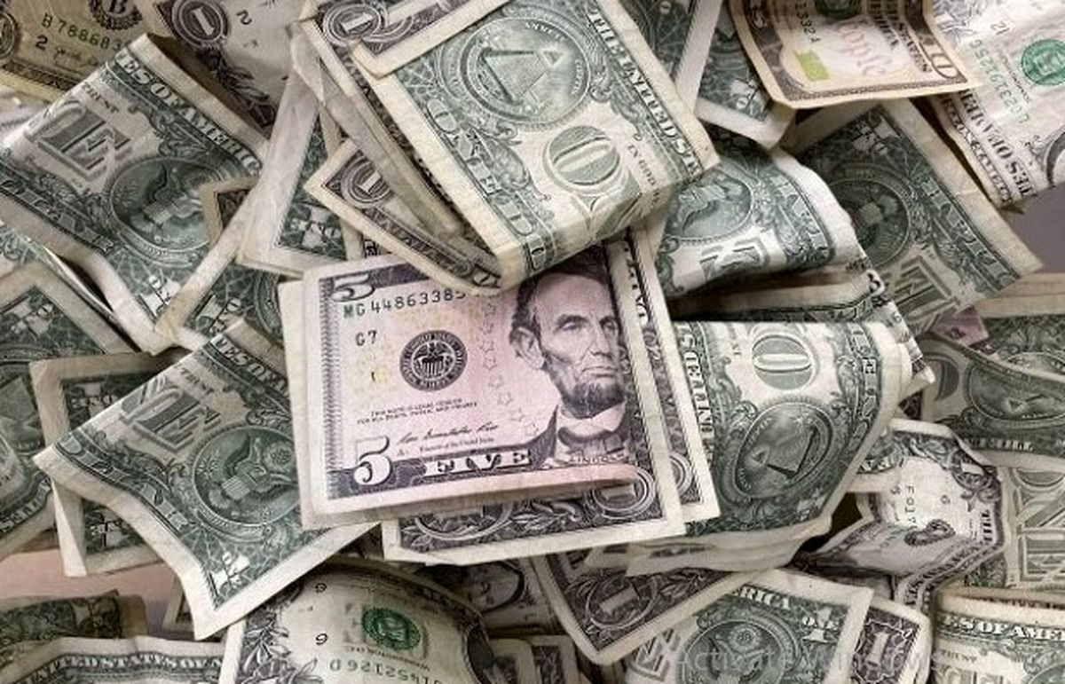 ریزش سنگین قیمت دلار در ۱۵ آبان | شوک تازه به بازار ارز ایران