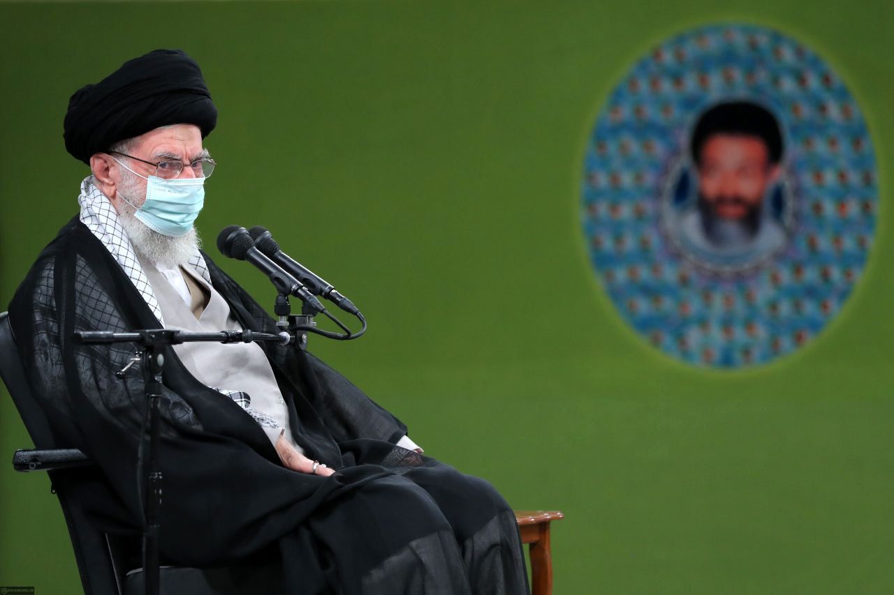 حفاظت از امنیت روانی جامعه یکی از موارد احیای حقوق عامه است /اشتباه و اختلال در قوه قضائیه ضربه مهمی است / سند تحول قوه‌قضاییه باید به سمت عملیاتی شدن پیش برود