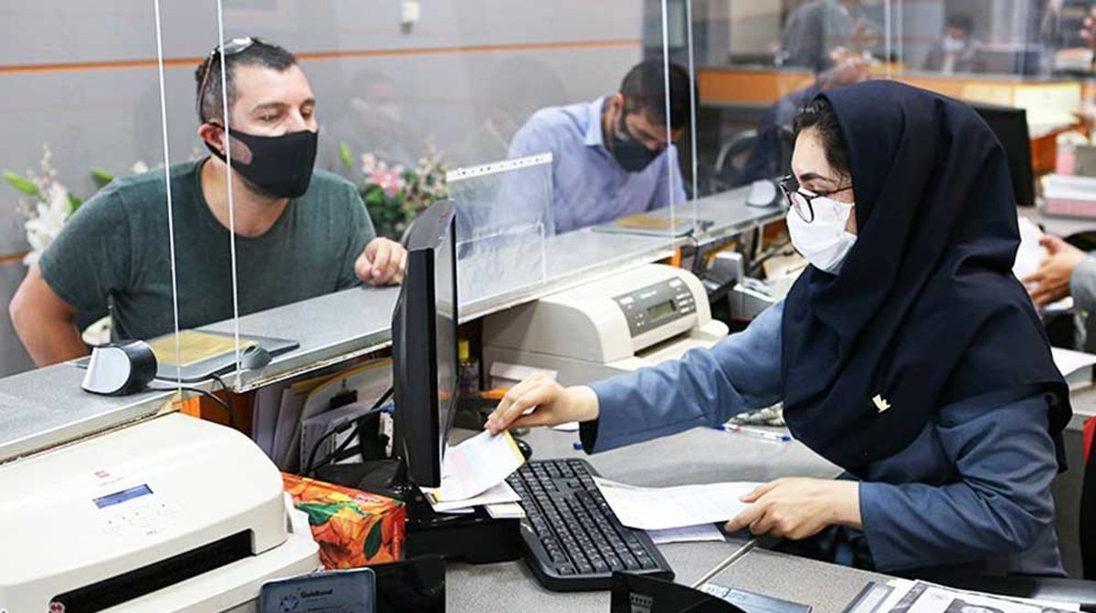 خبر مهم مالی رئیسی برای بازنشستگان/ شرایط وام بدون ضامن بازنشسته ها تغییر کرد