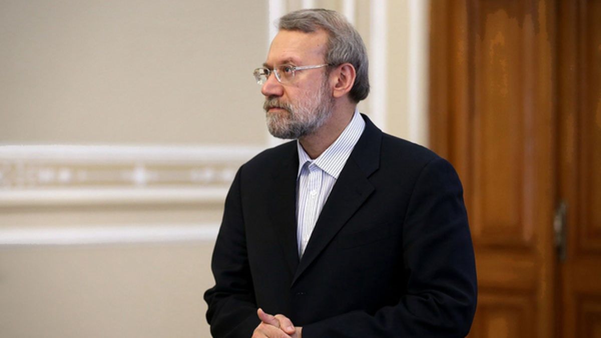 لاریجانی: مهم این است که دولتهای منطقه مستقل و قوی باشند