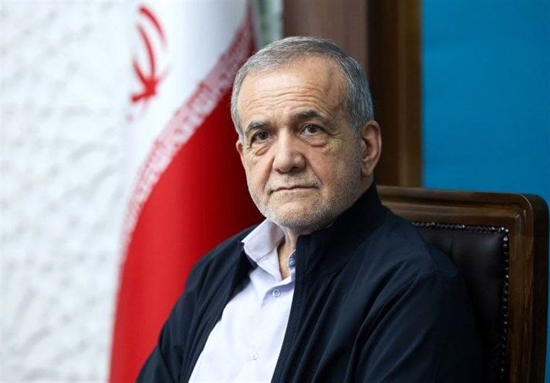 پزشکیان: جذب سرمایه و احداث نیروگاه‌های خورشیدی تسریع شود