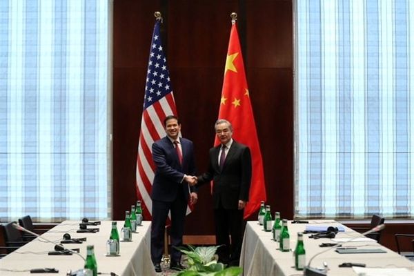 دیدار وزرای خارجه چین و آمریکا در مونیخ