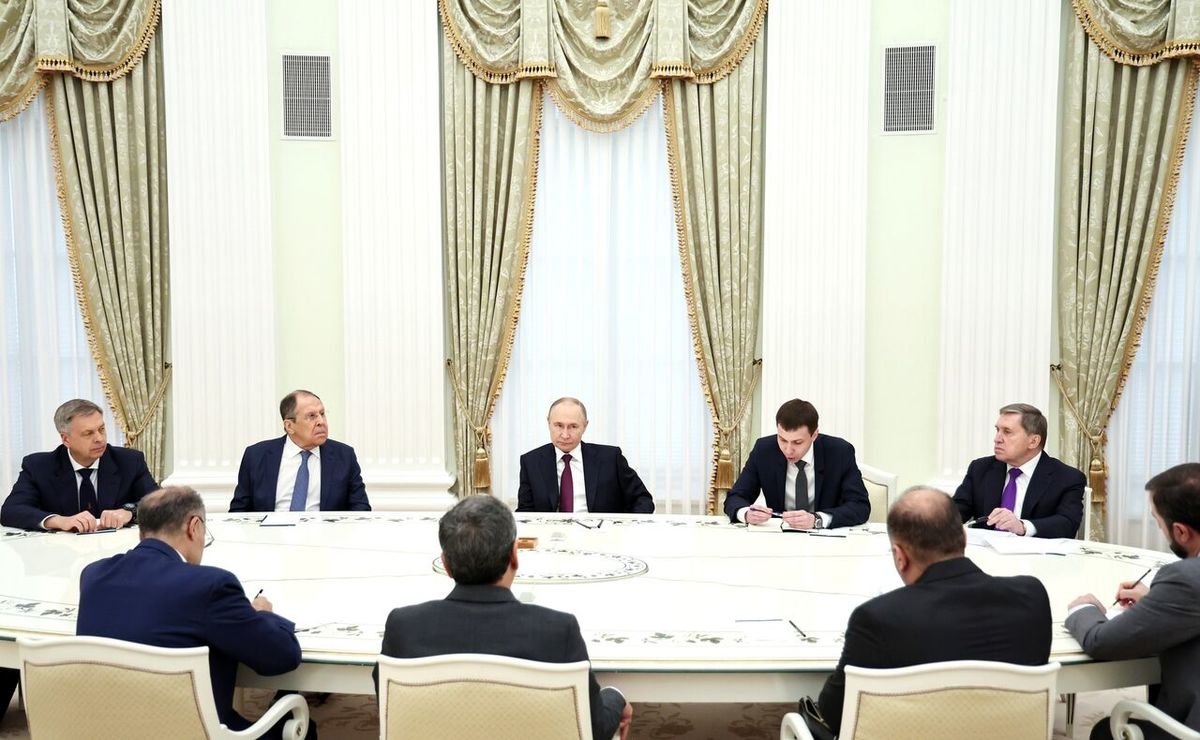 کرملین: پوتین و عراقچی درباره چشم‌انداز حل مناقشه اسرائیل گفت‌وگو کردند