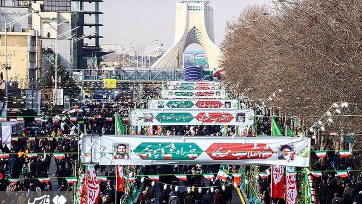 آسوشیتدپرس: ایرانیها در دمای زیر صفر، انقلاب را جشن گرفتند