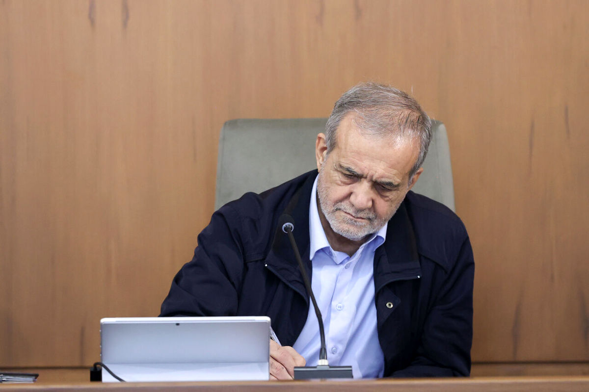 رئیسجمهور ۳ مصوبه شورای انقلاب فرهنگی را ابلاغ کرد